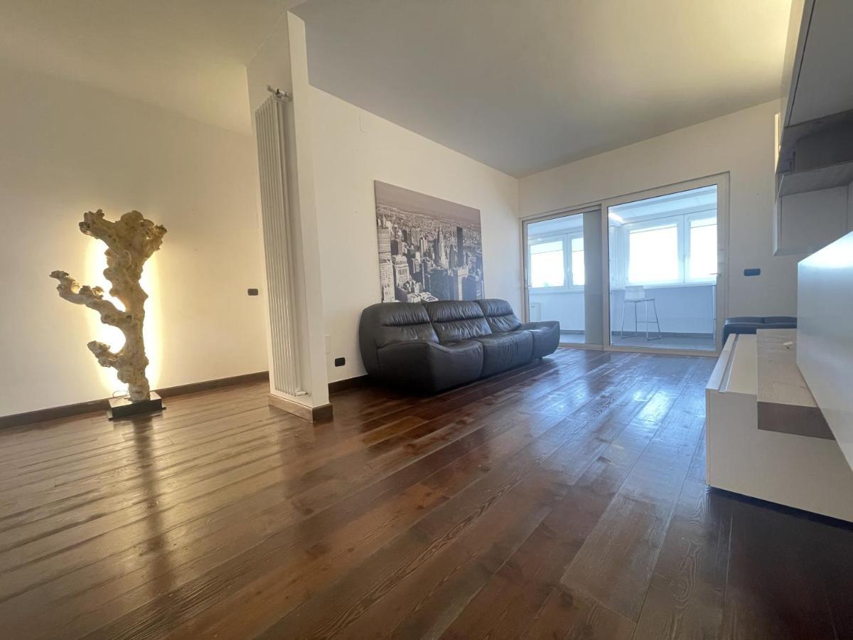 Cconforthotels Appartamento Skyline باري المظهر الخارجي الصورة